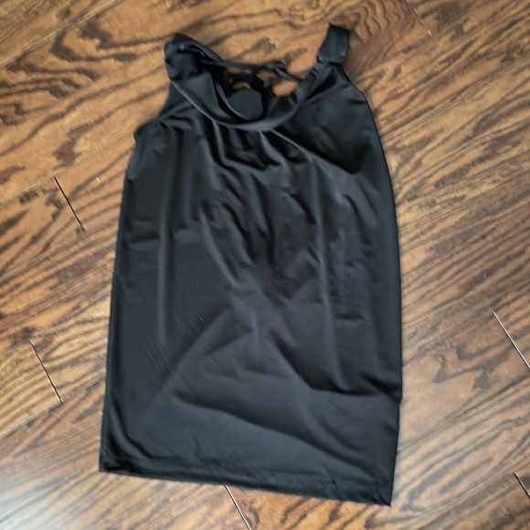 Black unique tank top. - Picture 4 of 7